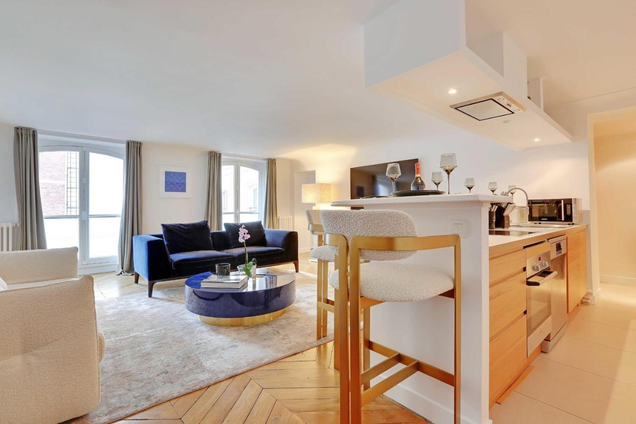 Elegant - 2bd-6p - Avenue Montaigne Parigi
